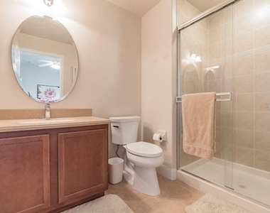 1733 Prospect Avenue - Photo Thumbnail 5