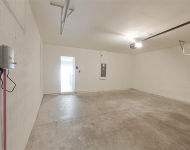32221 Edson Ave - Photo Thumbnail 22