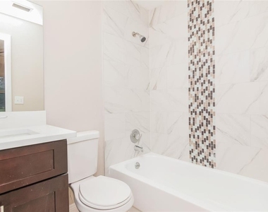1848 Bonneville Drive - Photo Thumbnail 6