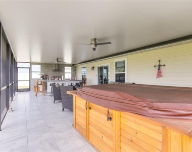 4382 Finch Lane - Photo Thumbnail 20