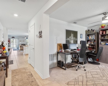 4382 Finch Lane - Photo Thumbnail 4