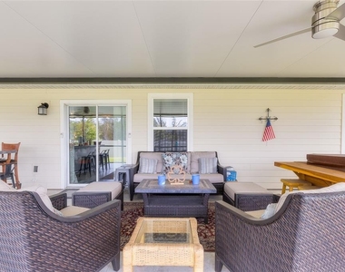 4382 Finch Lane - Photo Thumbnail 18