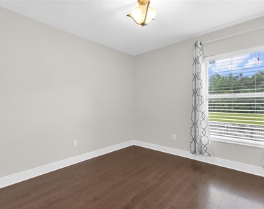 1041 Gould Place - Photo Thumbnail 19