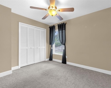 1041 Gould Place - Photo Thumbnail 22