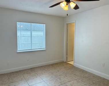 1944 Conway Road - Photo Thumbnail 13