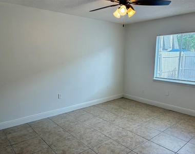 1944 Conway Road - Photo Thumbnail 12