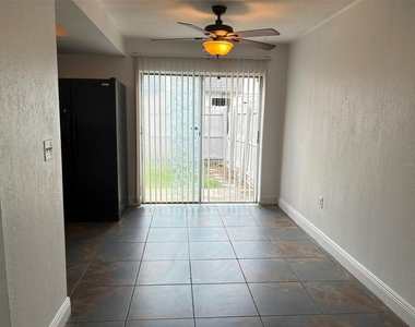 1944 Conway Road - Photo Thumbnail 6