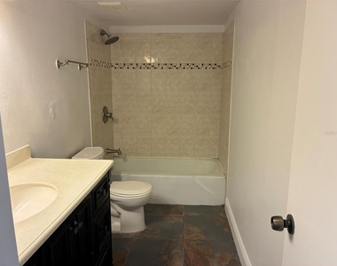 1944 Conway Road - Photo Thumbnail 11