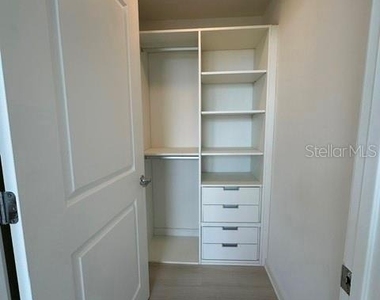 5563 Millenia Park Boulevard - Photo Thumbnail 7