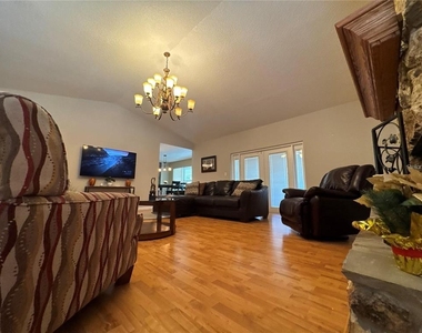 8014 Cote Court - Photo Thumbnail 16