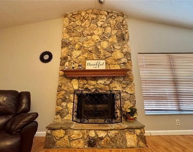 8014 Cote Court - Photo Thumbnail 5