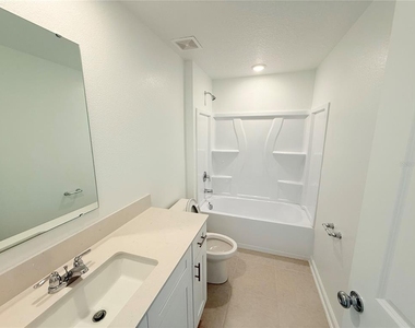 1310 Belle Isle Lane - Photo Thumbnail 6