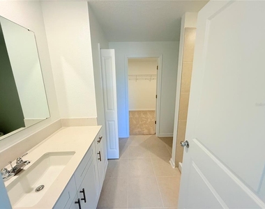1310 Belle Isle Lane - Photo Thumbnail 14