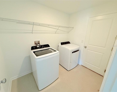 1310 Belle Isle Lane - Photo Thumbnail 18