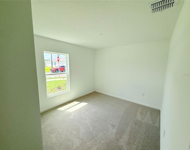 1310 Belle Isle Lane - Photo Thumbnail 5