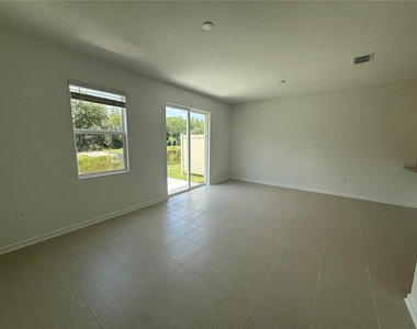 3079 Chromatic Street - Photo Thumbnail 8