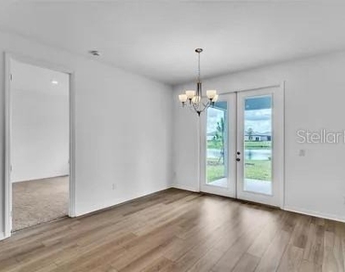 453 Archway Place - Photo Thumbnail 3