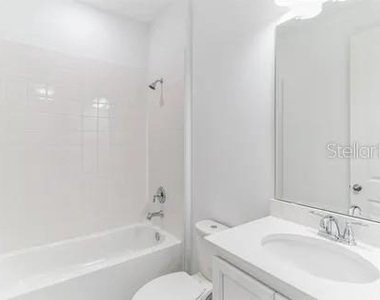 453 Archway Place - Photo Thumbnail 10