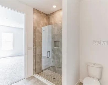 453 Archway Place - Photo Thumbnail 9