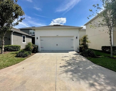 15167 Newtonia Street - Photo Thumbnail 22