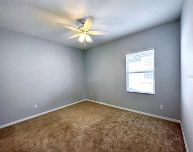 15167 Newtonia Street - Photo Thumbnail 12