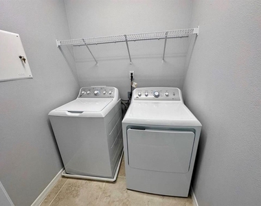 15167 Newtonia Street - Photo Thumbnail 19