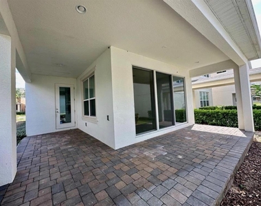 15167 Newtonia Street - Photo Thumbnail 20