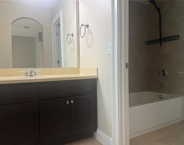 3128 Amalfi Drive - Photo Thumbnail 27
