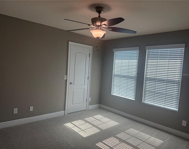 3128 Amalfi Drive - Photo Thumbnail 17
