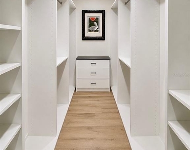 8 E Cypress Street - Photo Thumbnail 8