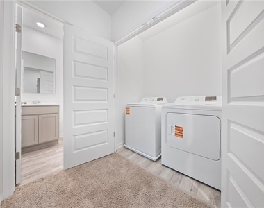 4348 Butterscotch Circle - Photo Thumbnail 13