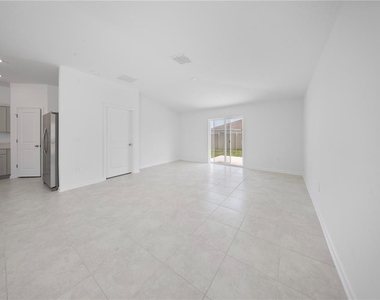 501 Sea Turtle Lane - Photo Thumbnail 5