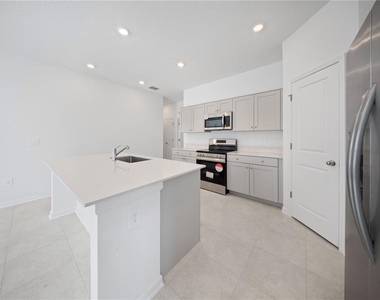 501 Sea Turtle Lane - Photo Thumbnail 8