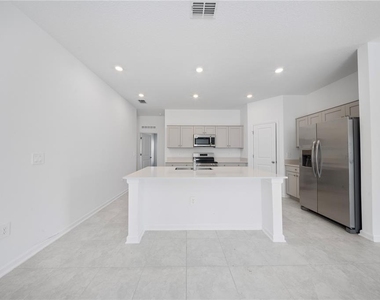 501 Sea Turtle Lane - Photo Thumbnail 3