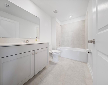 501 Sea Turtle Lane - Photo Thumbnail 12