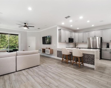 5312 Tattinger Lane - Photo Thumbnail 4