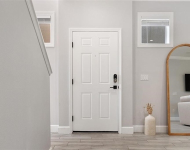 5312 Tattinger Lane - Photo Thumbnail 3