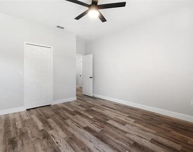 5312 Tattinger Lane - Photo Thumbnail 35