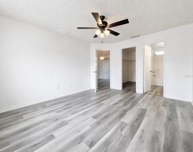 2871 Lockwood Boulevard - Photo Thumbnail 10
