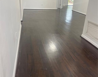5418 Frederick Lake Drive - Photo Thumbnail 1