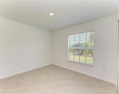 1207 Sheehan Boulevard - Photo Thumbnail 13