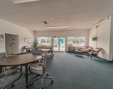 840 Center Avenue - Photo Thumbnail 27