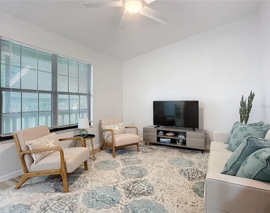 840 Center Avenue - Photo Thumbnail 2