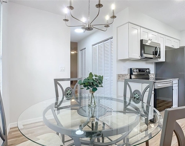 840 Center Avenue - Photo Thumbnail 6