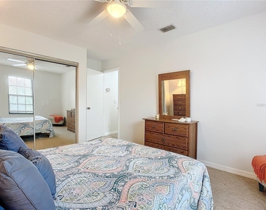 840 Center Avenue - Photo Thumbnail 17