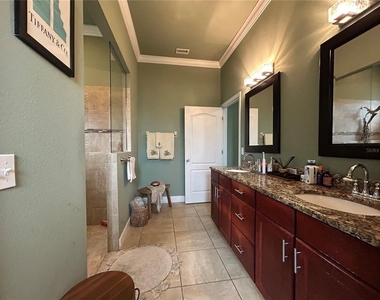 11788 Sw 30th Avenue - Photo Thumbnail 8