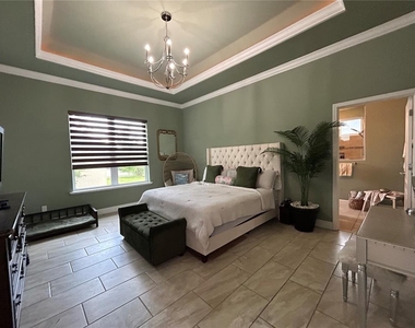 11788 Sw 30th Avenue - Photo Thumbnail 12
