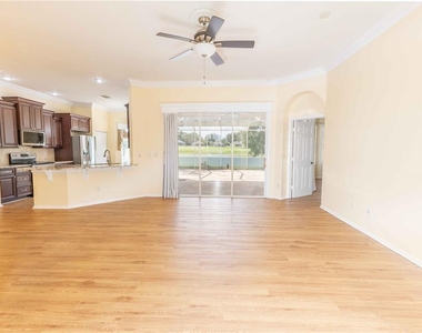 12104 Se 178th Street - Photo Thumbnail 7