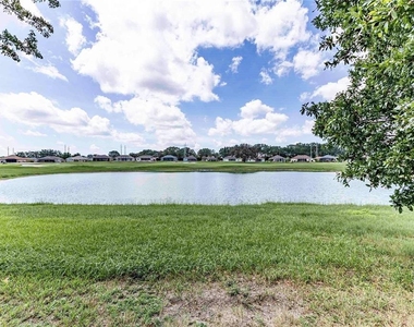 12104 Se 178th Street - Photo Thumbnail 4