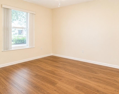 6032 Magpie Drive - Photo Thumbnail 10